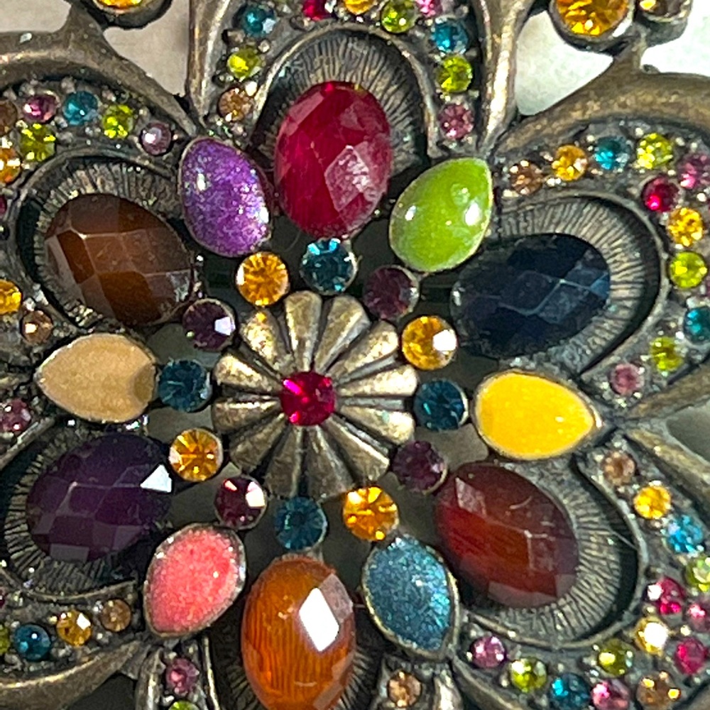 Vintage Brooch Floral with multi-colored stones - Picture 5 of 6
